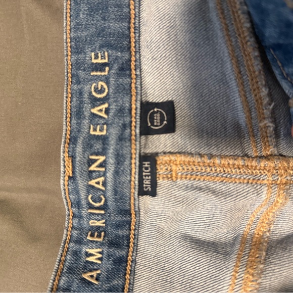 American Eagle  High Waisted wide leg Blue Jeans - Picture 7 of 8